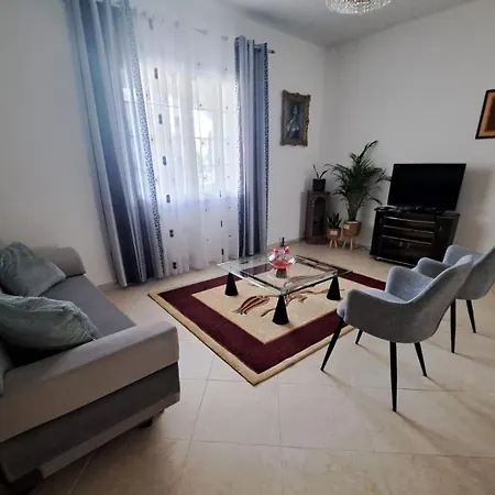 Vokopola بيرات